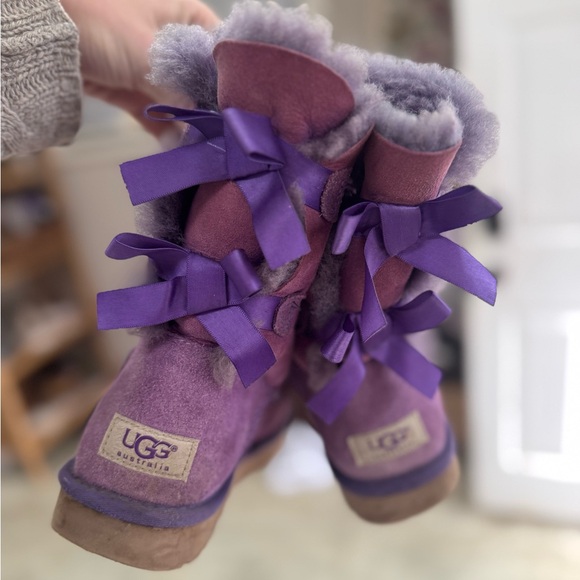 UGG Bailey Bow Boots Purple Twinface Sheepskin Size 8 Classic - Picture 5 of 12